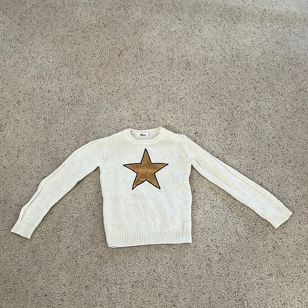 Girls knitted sweater. Size: M.